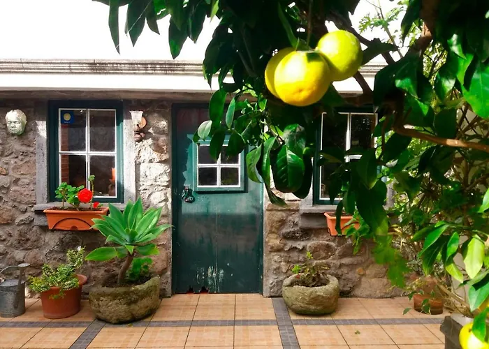 Quintal D'angra アパート アングラ・ド・エロイーズモ