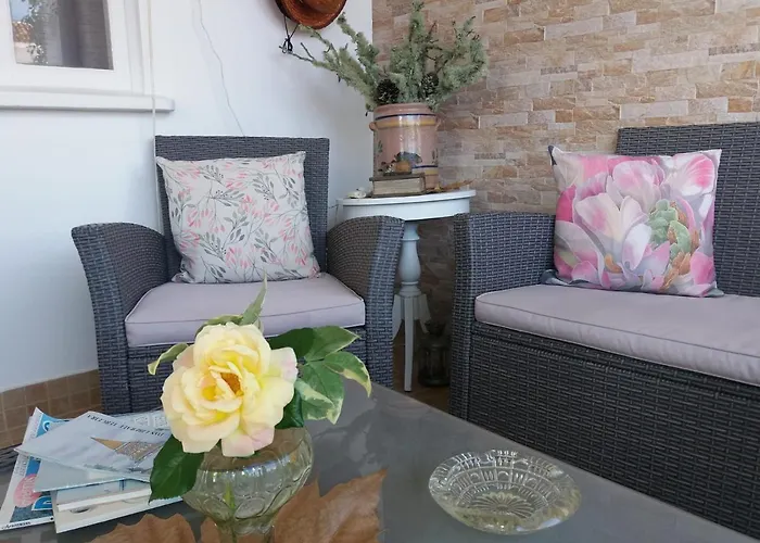 アパート Quintal D'angra アングラ・ド・エロイーズモ